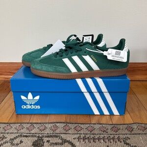 Adidas Samba OG 
Green/White/Gum
Mens size 8 (US)